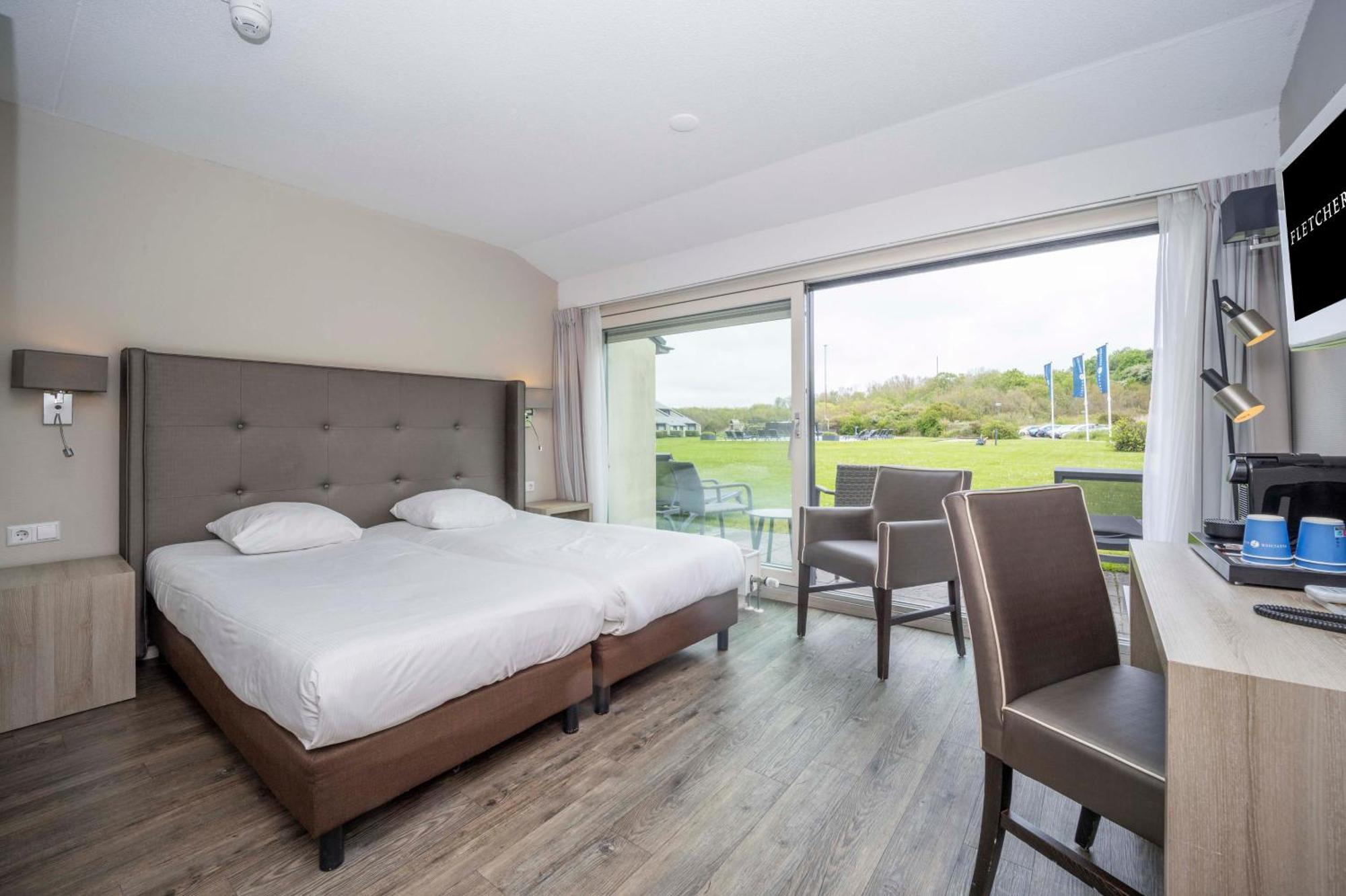 Fletcher Zuiderduin Beachhotel Westkapelle Exterior foto